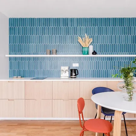 Turnkey I Charles Square Apartment *