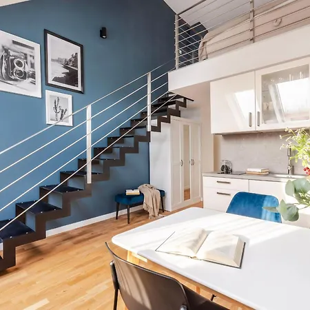 Apartamento Turnkey I Charles Square Praga