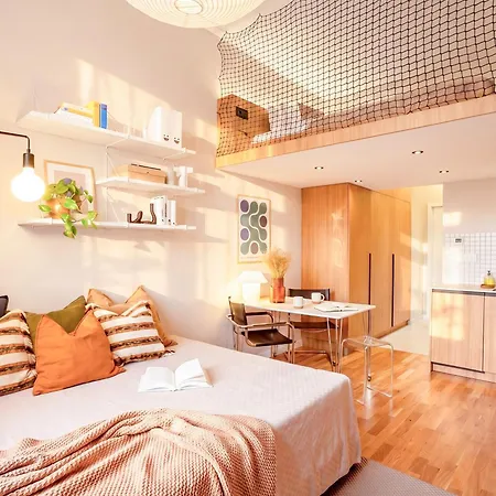 Turnkey I Charles Square *