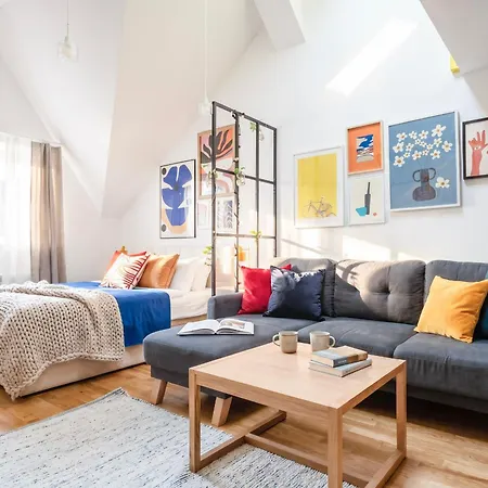 Apartamento Turnkey I Charles Square Praga