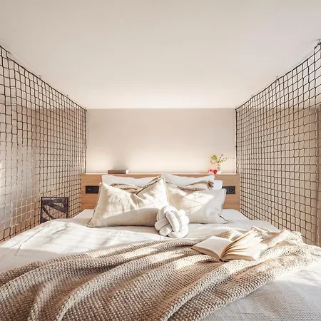 Turnkey I Charles Square Apartamento Praga