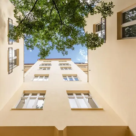 Turnkey I Charles Square Apartman *