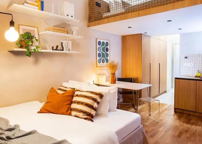 Turnkey I Charles Square * Praha